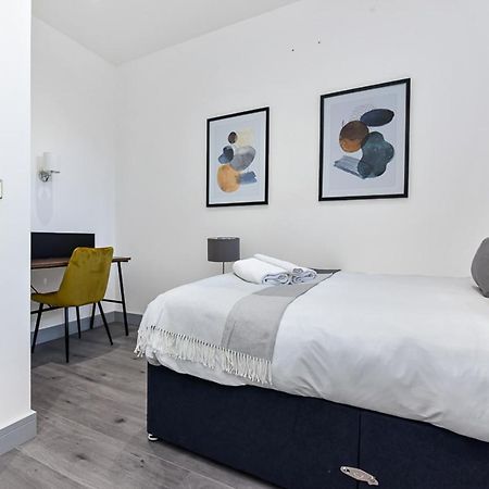 Lovely 2 Bedroom Apartment In Greater Londra Dış mekan fotoğraf