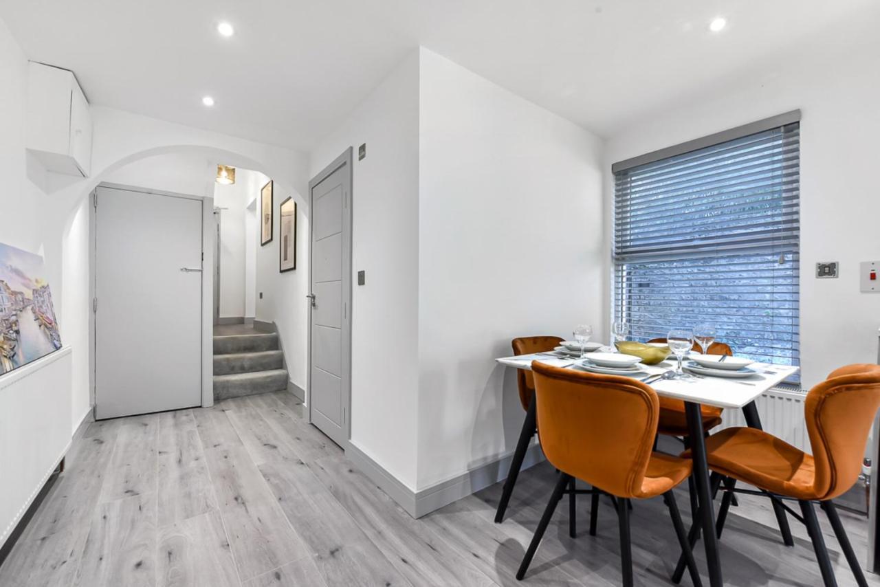 Lovely 2 Bedroom Apartment In Greater Londra Dış mekan fotoğraf