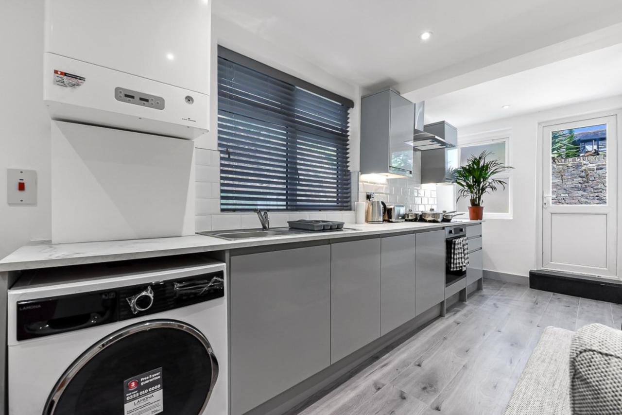 Lovely 2 Bedroom Apartment In Greater Londra Dış mekan fotoğraf
